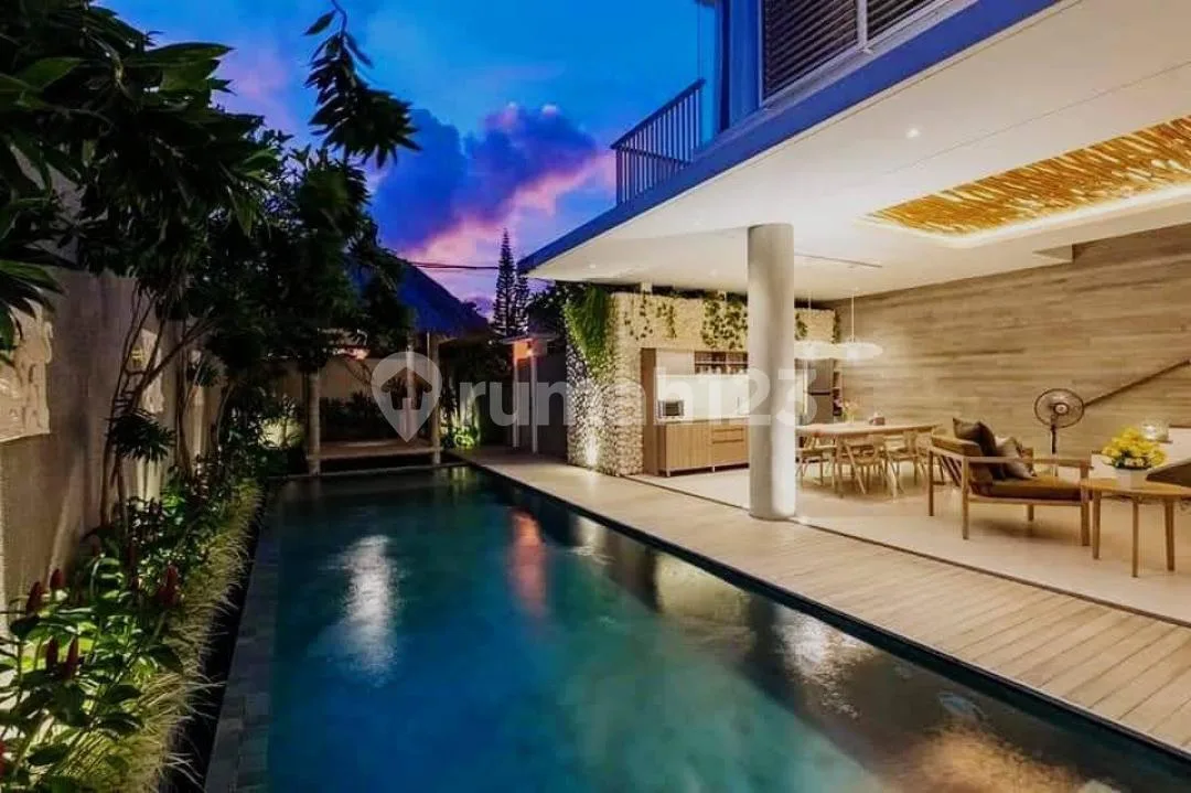 Villa Full Furnished Ada Pool di Jalan Utama, Seminyak - Image 4 of 4