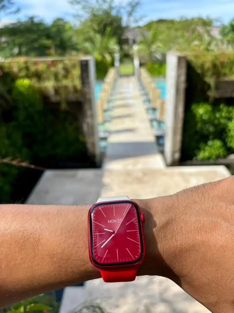 Dijual Apple Watch Series 9 GPS – (PRODUCT) RED - Image 1 of 8