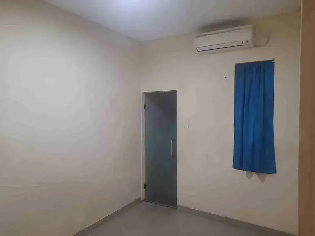 DIJUAL DAN DISEWA RUMAH LANTAI 2 DEKAT KAMPUS INSTIKI DAN UNDIKNAS PANJER - Image 8 of 10