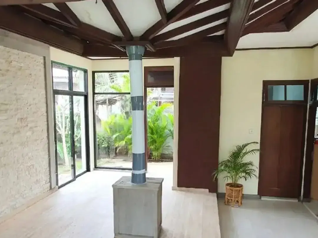 RUMAH KAWASAN STRATEGIS DEKAT KAMPUS DAN RUMAH SAKIT DI SERMA GEDE DENPASAR - Image 4 of 7