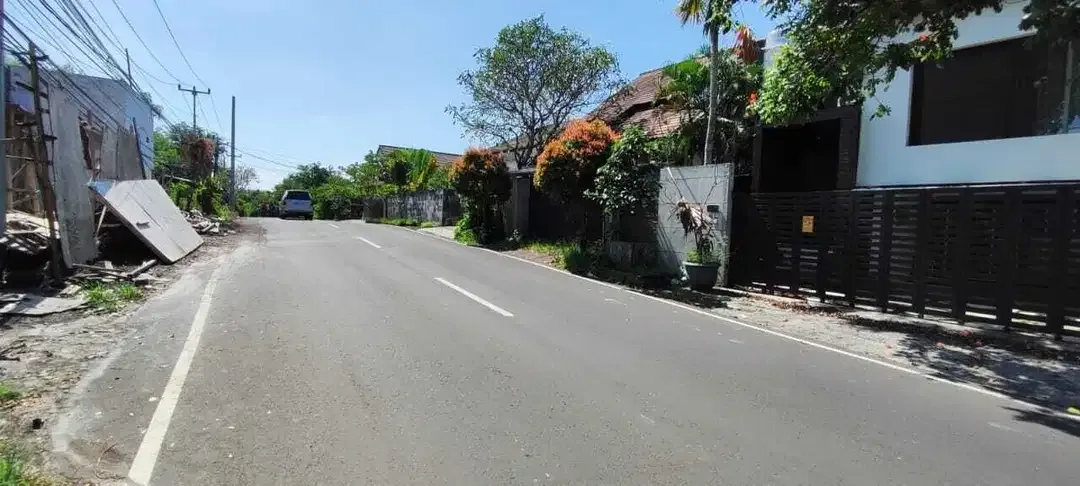 Tanah PREMIUM Lingkungan Hotel dan Villa Taman Mumbul - Image 10 of 10