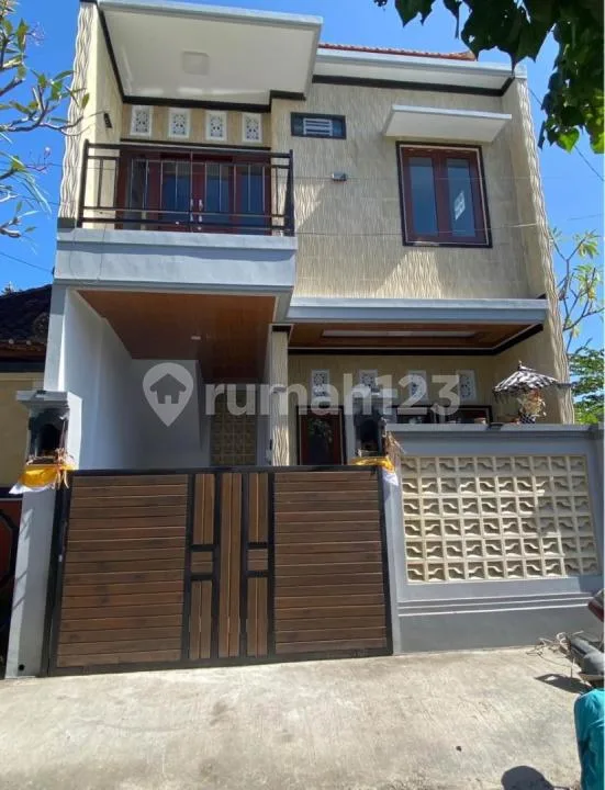 Dikontrakan Rumah 2 Lantai 2 Kamar Tidur Area Serangan - Image 1 of 4