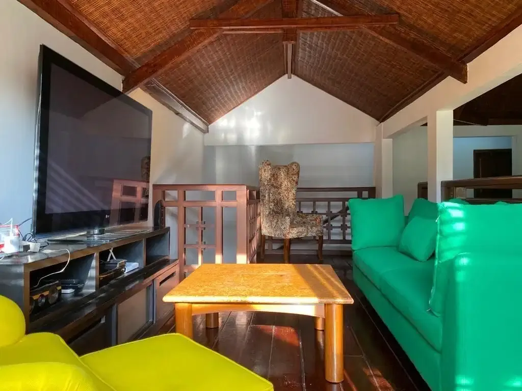Three-Bedroom Classic House In A Quiet Area - Image 6 of 10