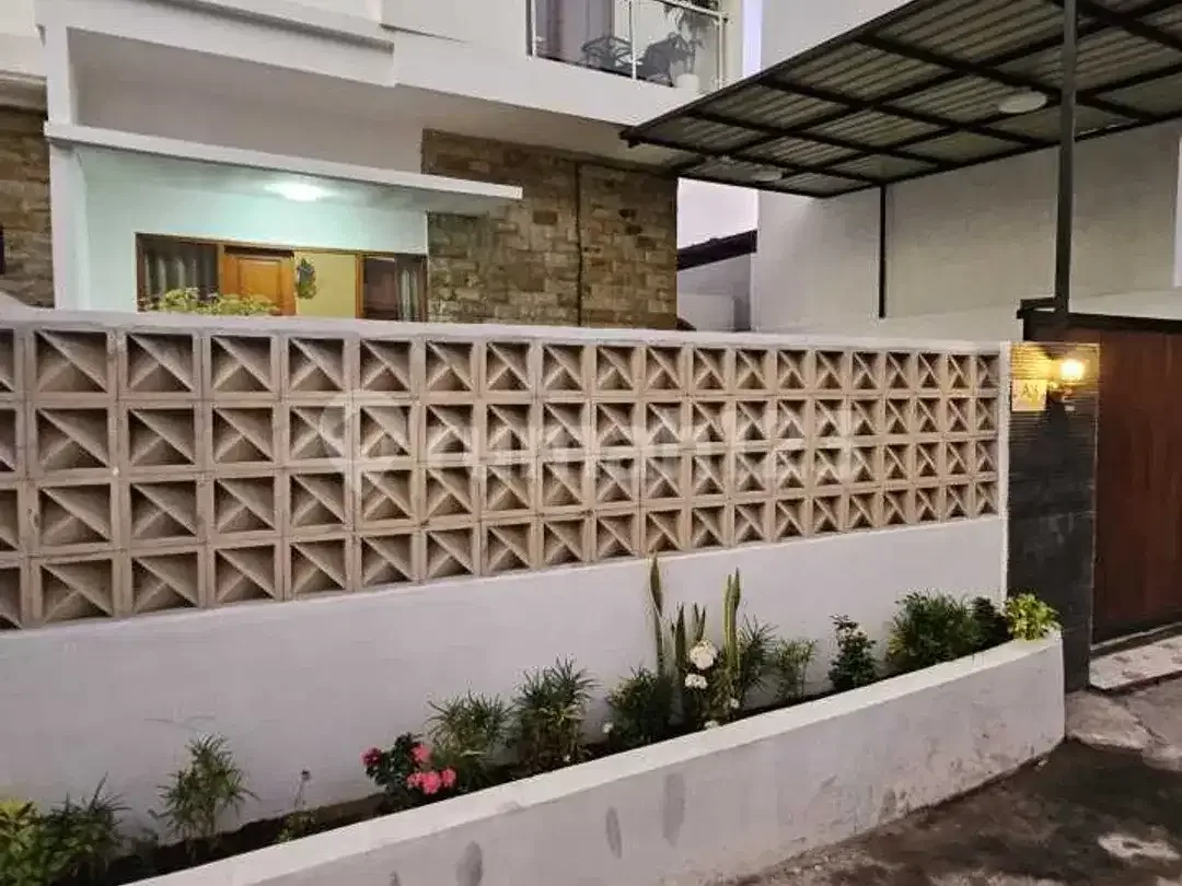 Full Furnished, Villa Dekat Berbagai Fasilitas Siap Huni - Image 5 of 5