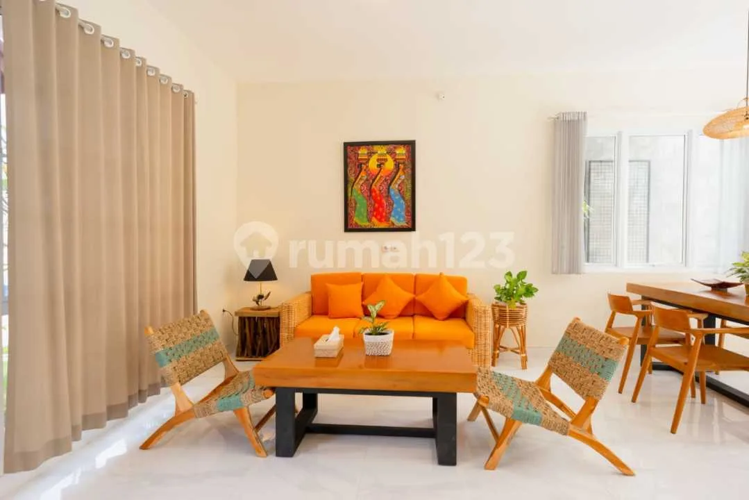 Rumah Villa 3 Lantai Furnished di Tanjung Benoa Nusa Dua - Image 3 of 4