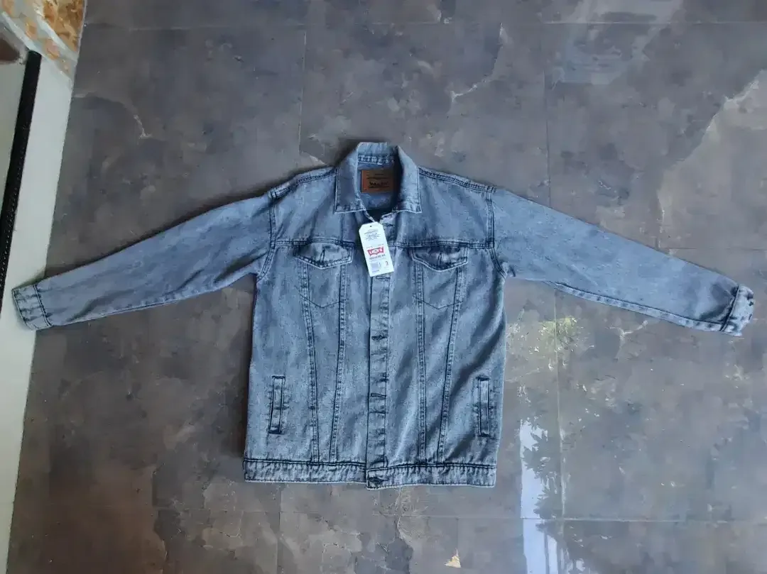 Jaket Jeans Levis - Image 1 of 3
