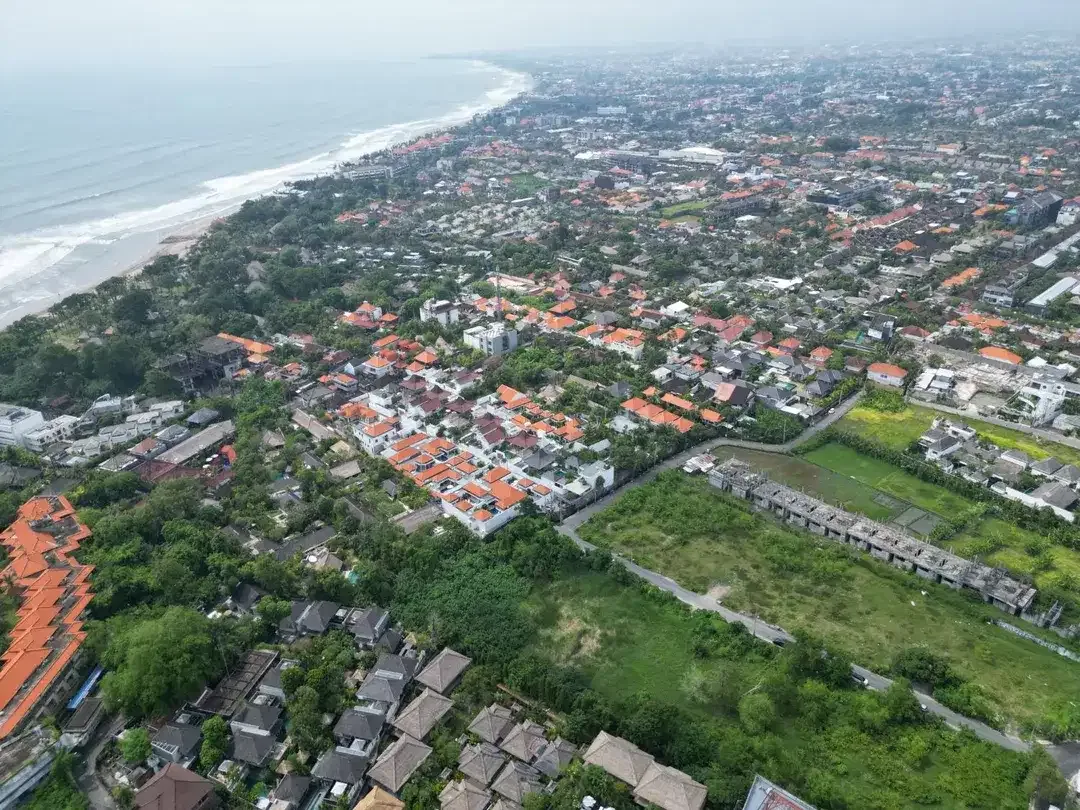 PRIME LAND IN SEMINYAK - Image 8 of 10