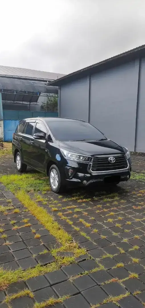 Toyota Kijang Innova Reborn 2.0 G Bensin Manual 2017 Hitam - Image 2 of 8