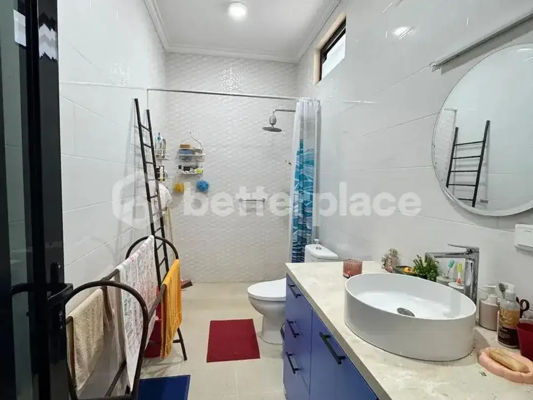 An Ideal Investment and Lifestyle Property: Beautiful 3-Bedroom Villa in Sanur with Modern Amenities, Large Garage, and Strong Rental Appeal - Image 9 of 10