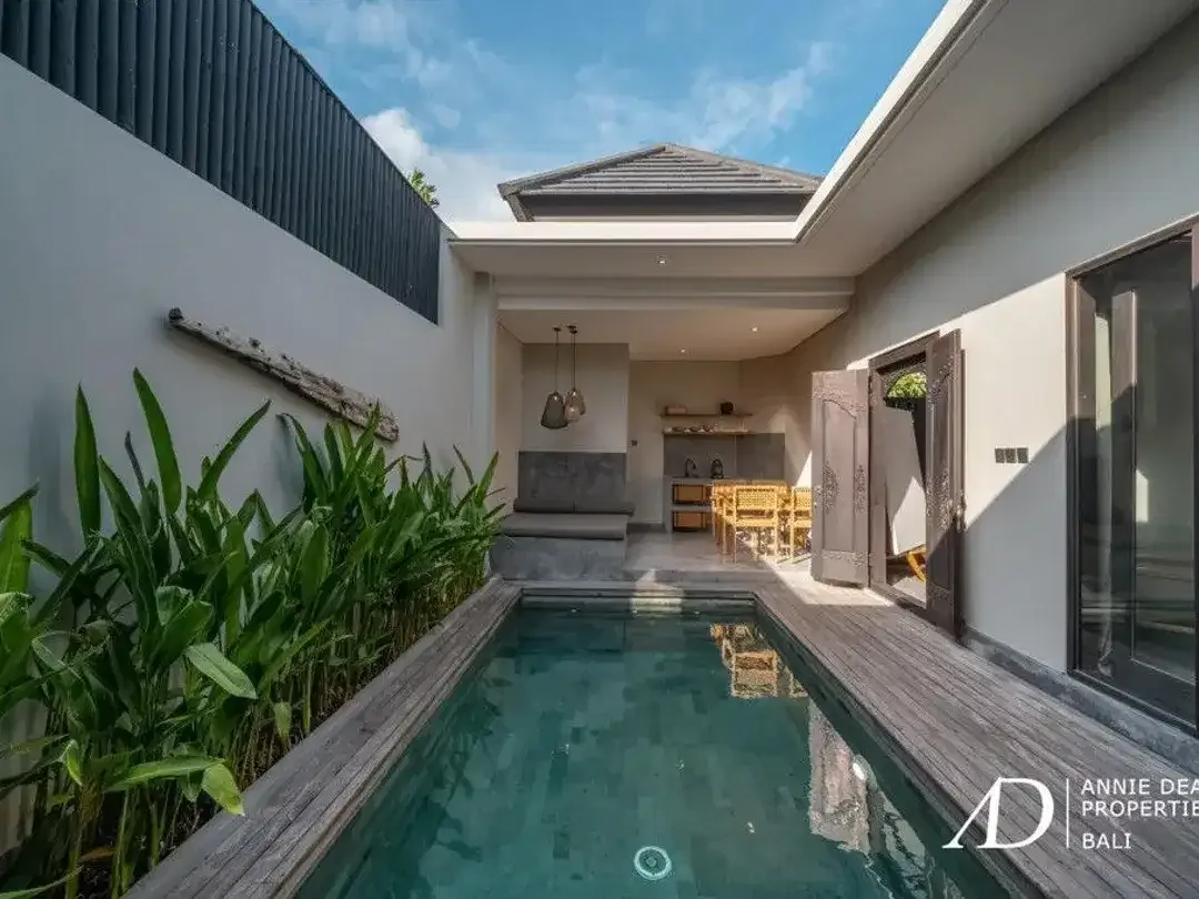 LEASEHOLD SINGLE LEVEL 2-BEDROOM VILLA IN UMALAS - Image 3 of 10