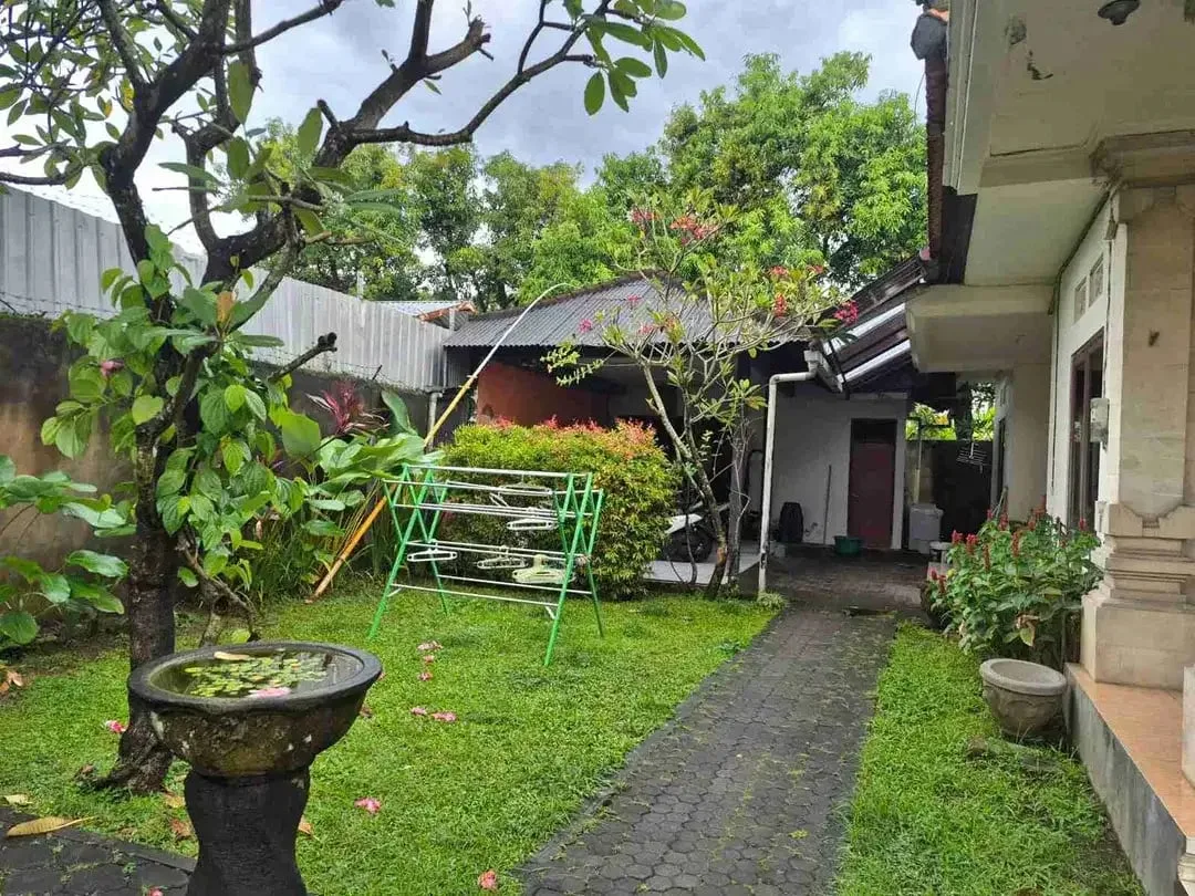 Rumah Halaman Luas Buluh Indah Gatot Subroto Barat Denpasar - Image 8 of 10