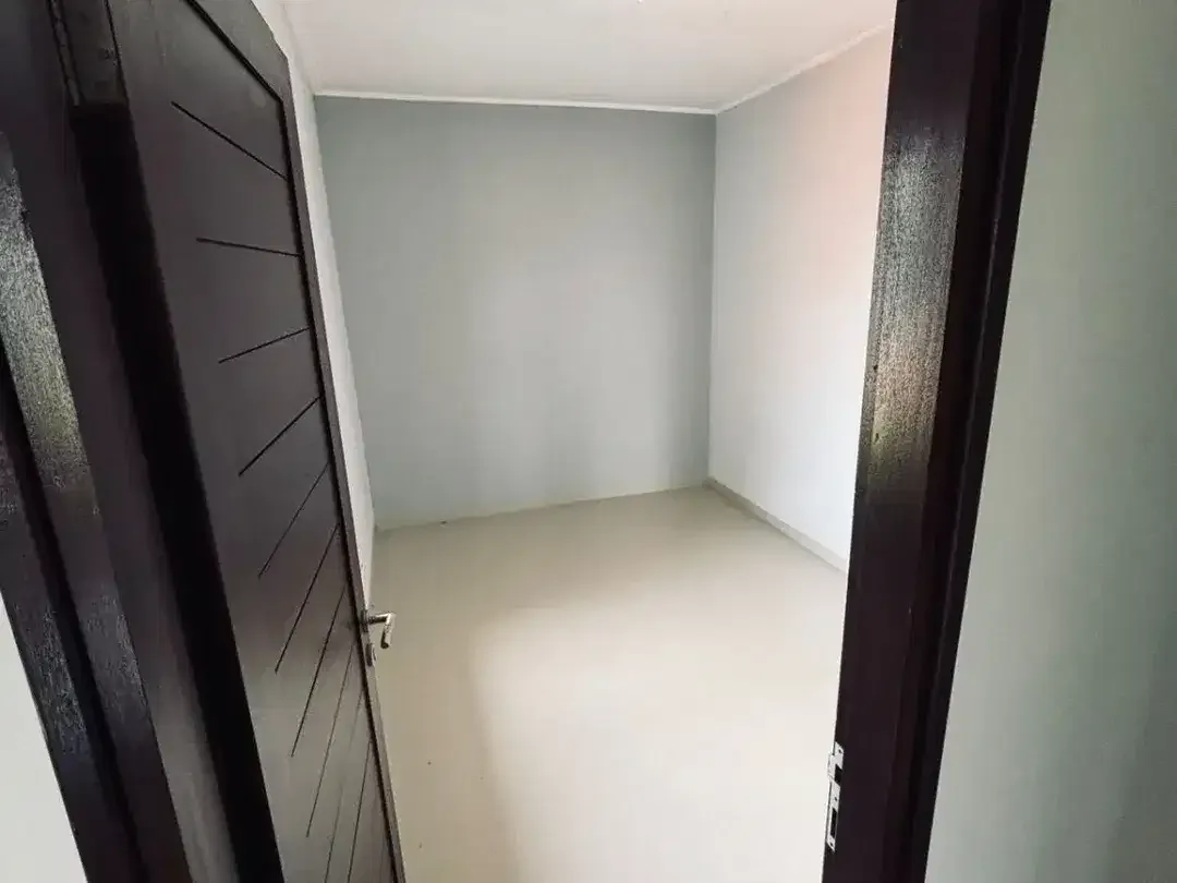 DIJUAL RUMAH 2 LANTAI SIAP HUNI – JIMBARAN, BALI ( RBN / ADT FB / LM ) - Image 9 of 10