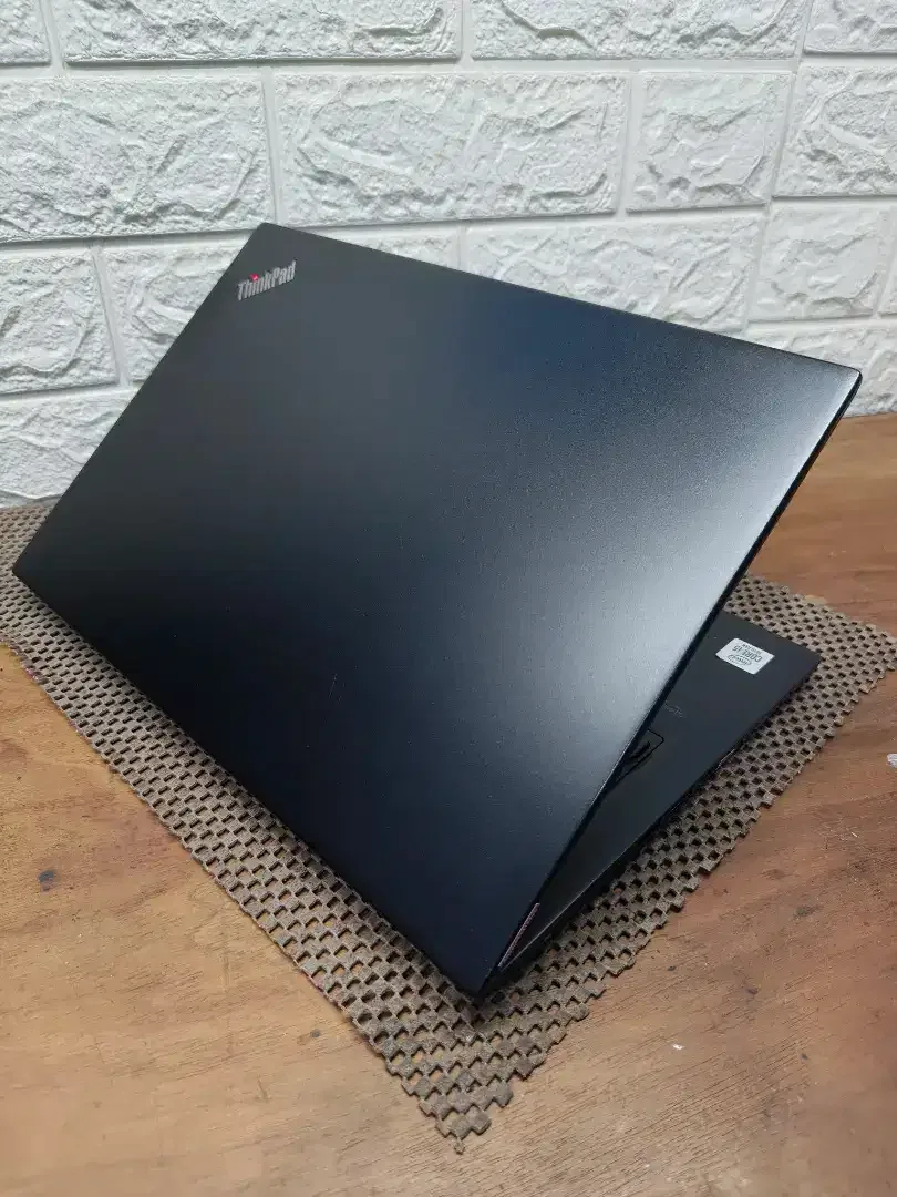 Lenovo Thinkpad X13 intel Core i5 Gen-10 (8/256gb) 13 Inch TOUCHSCREEN - Image 2 of 5