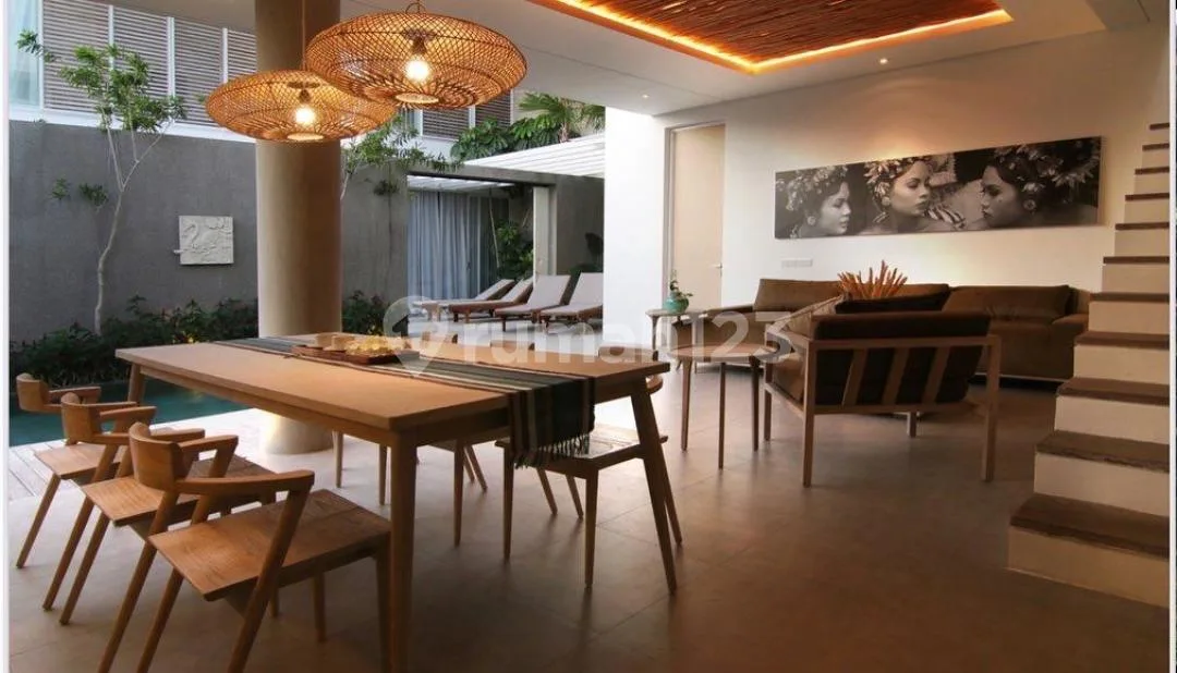 3 Bedrooms Villa Petitenget Seminyak - Dekat Pantai - Image 4 of 4