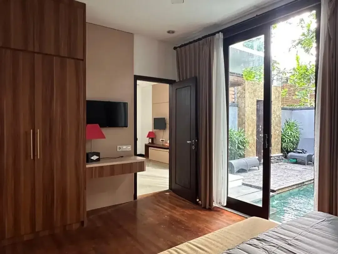 Freehold - Stunning villa in a prime location, Canggu - Image 7 of 10