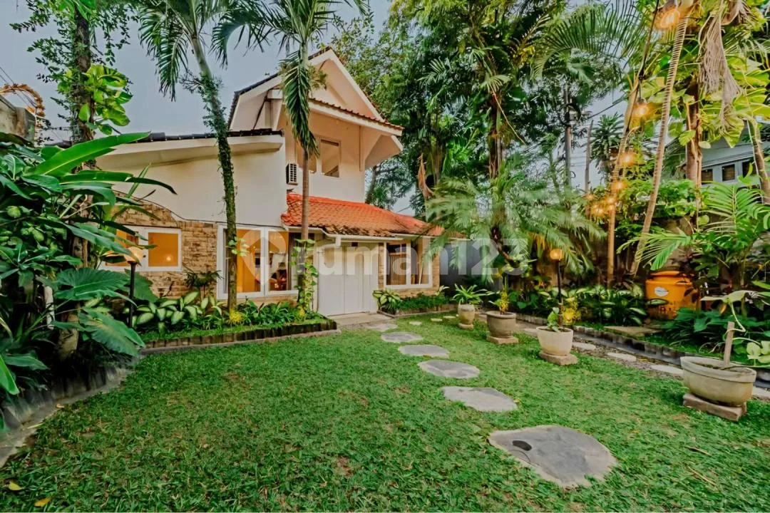 Beautiful 2-Bedroom Villa - Prime Canggu / Seminyak - Image 3 of 4