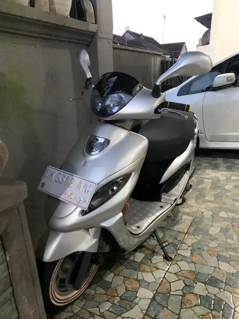 Kymco Metica 125 2004 - Image 3 of 6