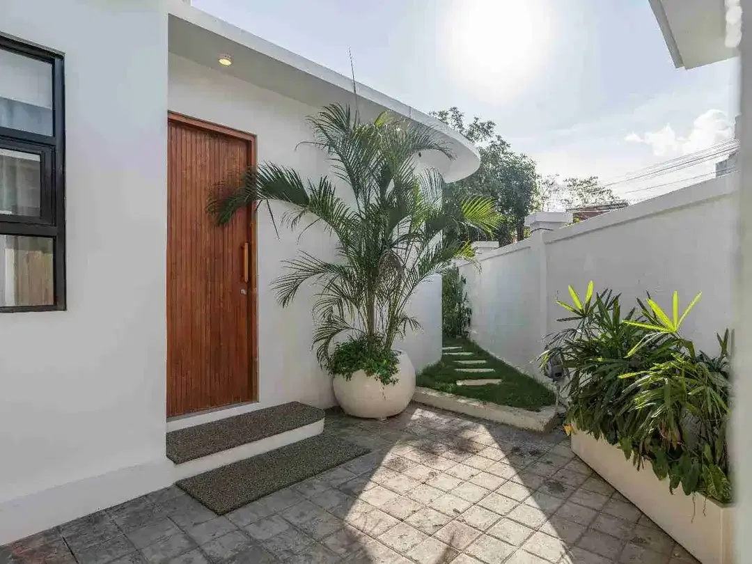 Villa for sale di Nusa Dua - Bali - Image 3 of 10