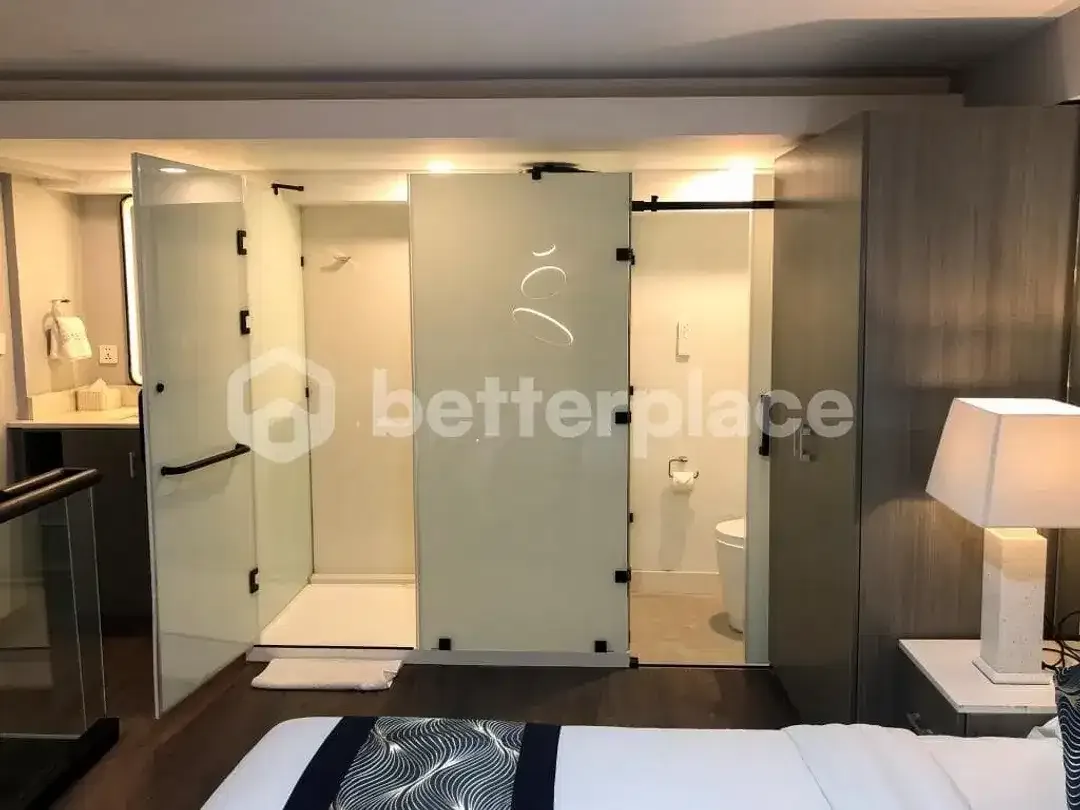 Elegant Leasehold 1-Bed Apartment in Canggu – Batu Bolong, Just 3 Minutes from the Beach with Rooftop Pool and High ROI Potential - Image 10 of 10