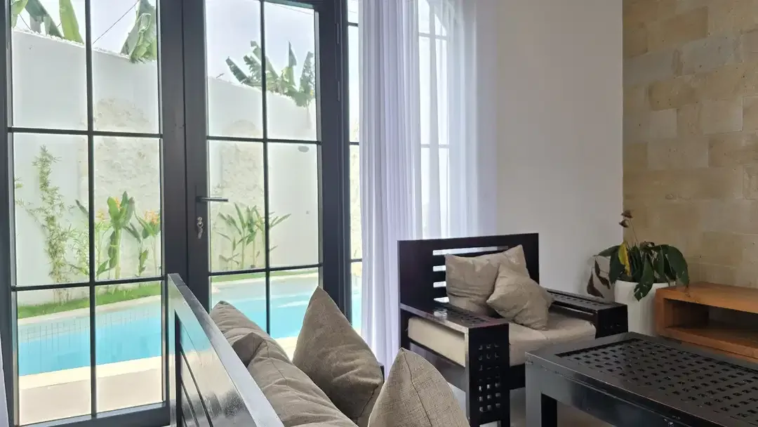 Bright White Minimalist Style Villa Padonan - Image 5 of 10