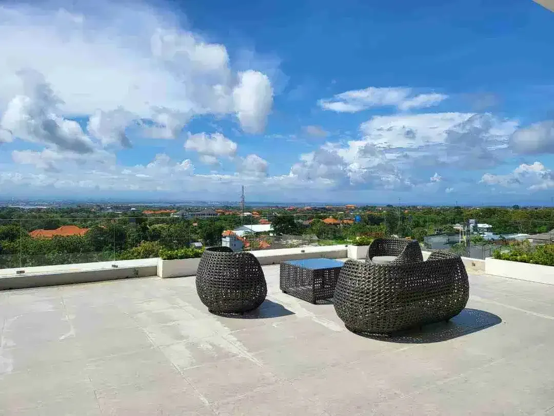 Luxury Villa FULL FURNISH Ocean View & Airport View di Cempaka Mas Jimbaran Kuta Selatan - Image 4 of 10