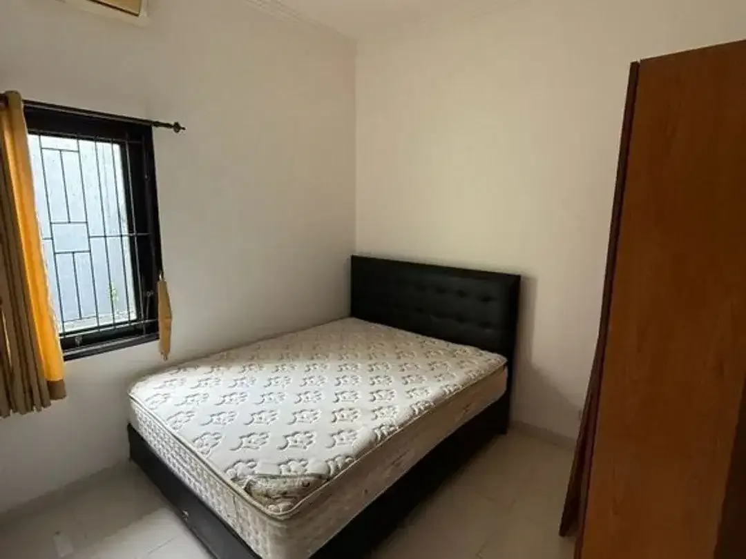 Rumah 2 Lantai Full Furnished Disewakan di Bali Arum, Jimbaran - Image 4 of 5