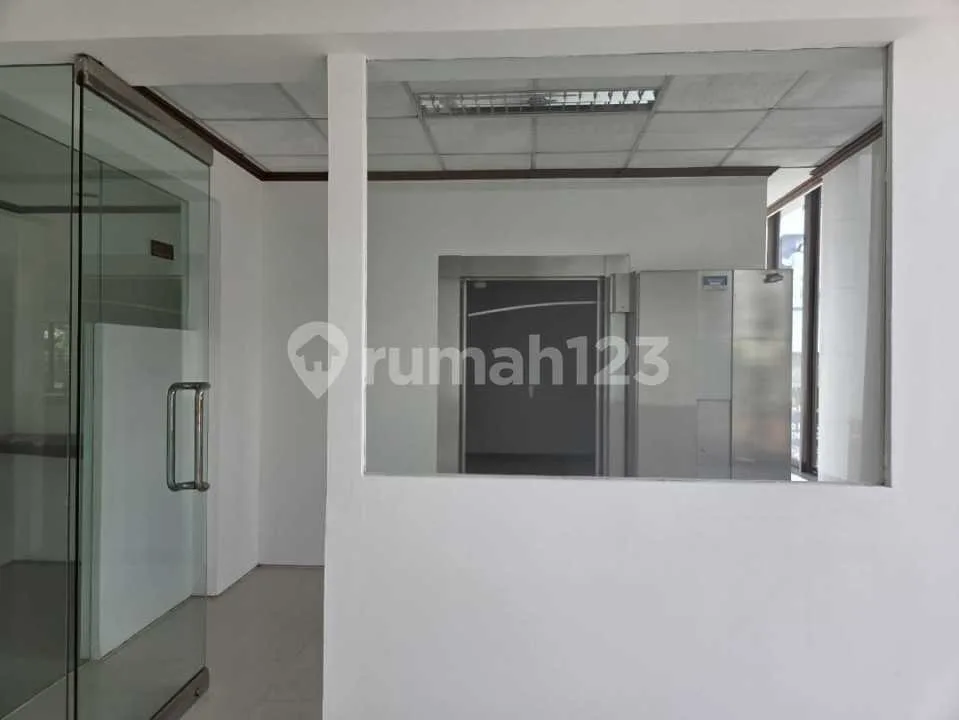 Gedung Strategis Pb Sudirman Denpasar Bali - Image 3 of 4