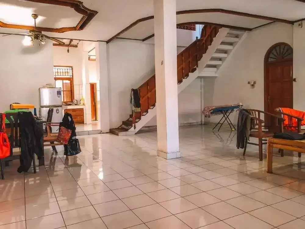 RUMAH PUSAT KOTA LOKASI RENON - Image 2 of 10