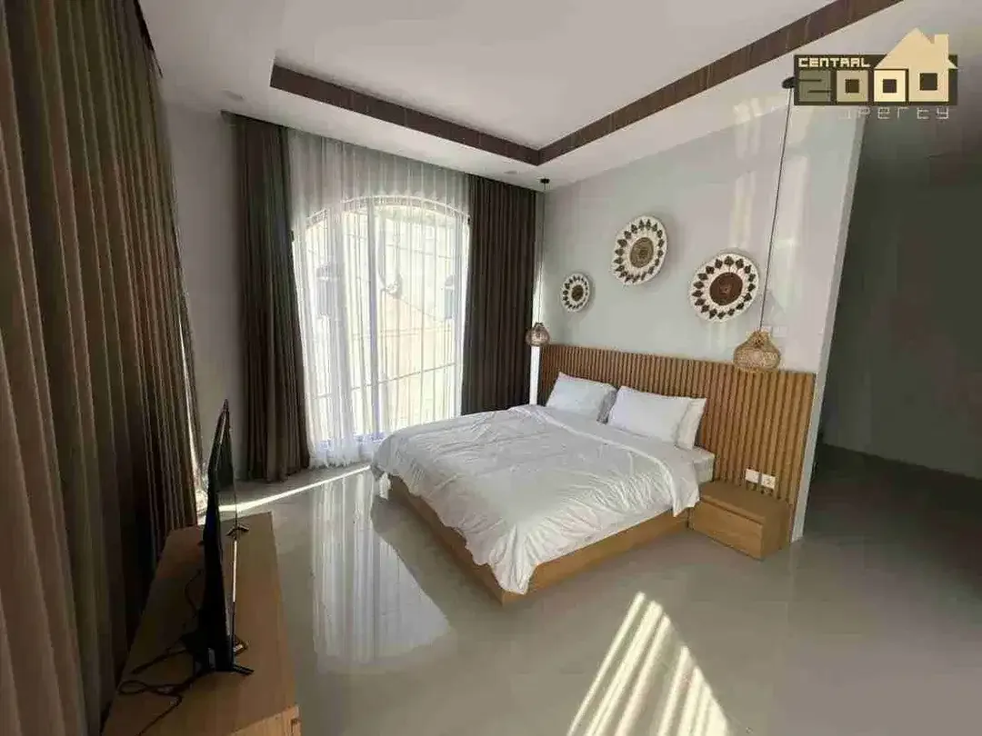 Beautiful Brand New Villa with Private Pool in Peaceful Tumbak Bayuh - Image 8 of 10