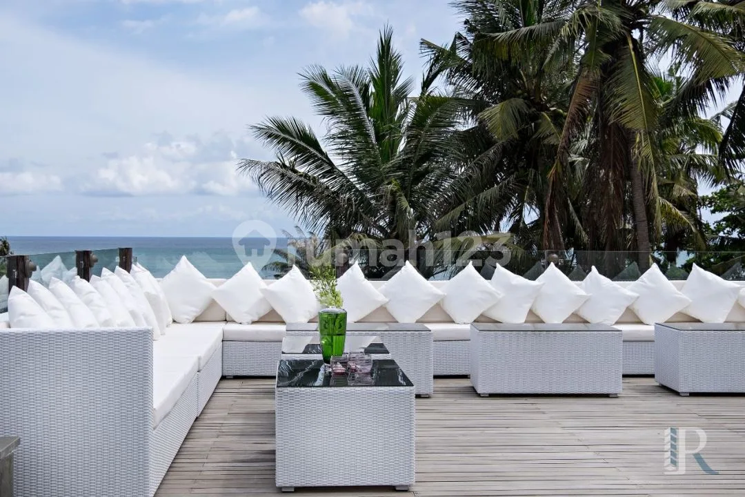 Exceptional Designer 3 Bedroom Villa In Keramas, Bali For Lease - Image 2 of 4