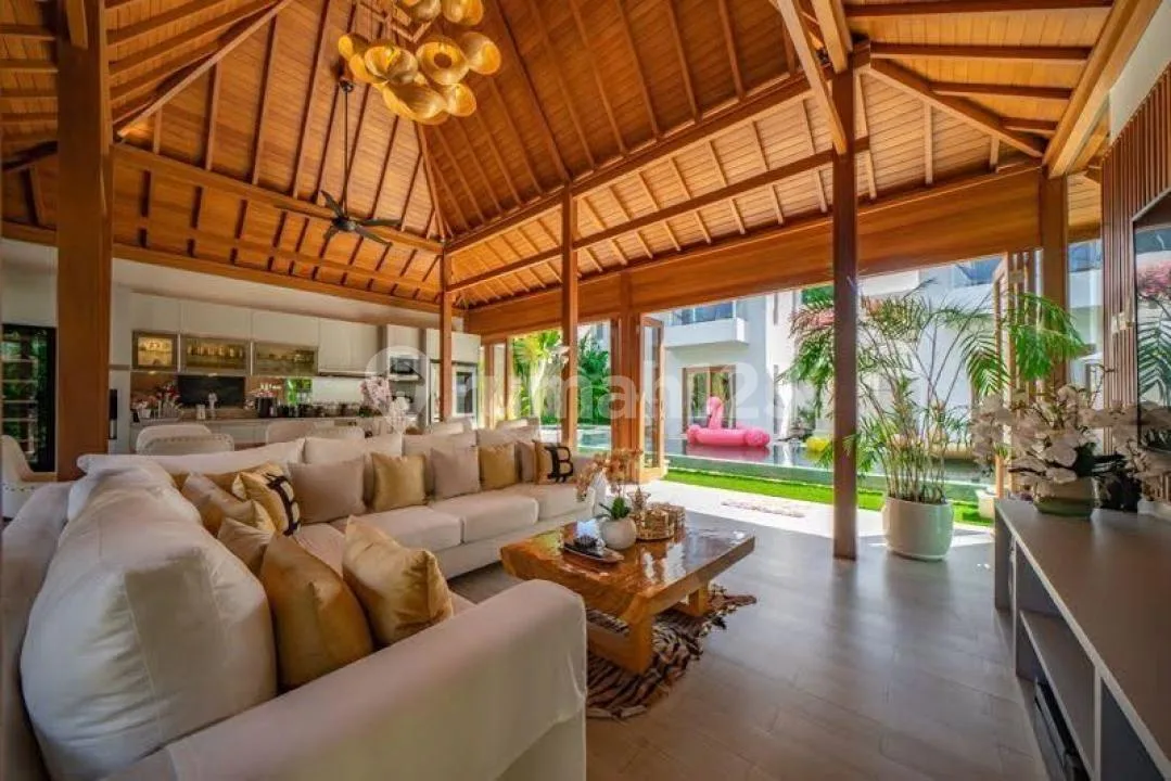 Dijual Villa Kerobokan - Image 1 of 4