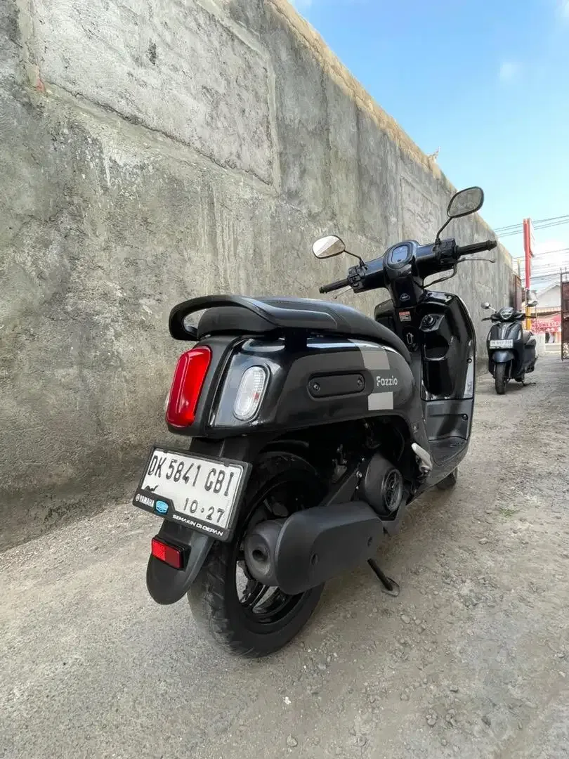 Fazzio lux 2022 dp 5 jt # bintang dewata motor # - Image 1 of 7