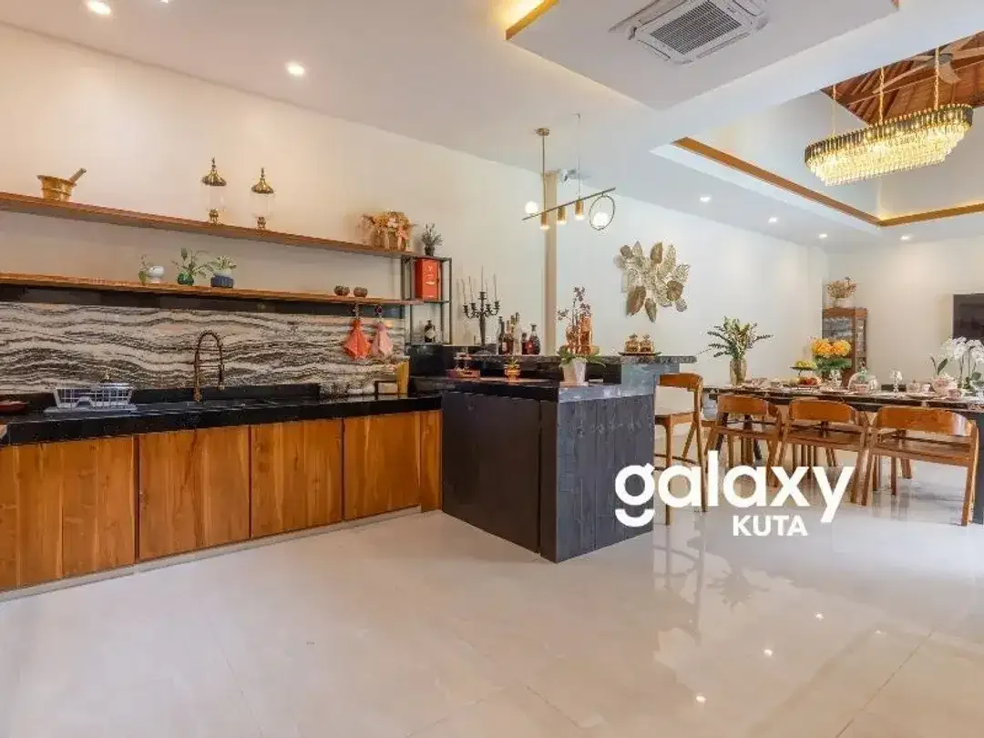 VILLA FULLY FURNISHED FOR LEASEHOLD DI SEMINYAK BADUNG - Image 5 of 10