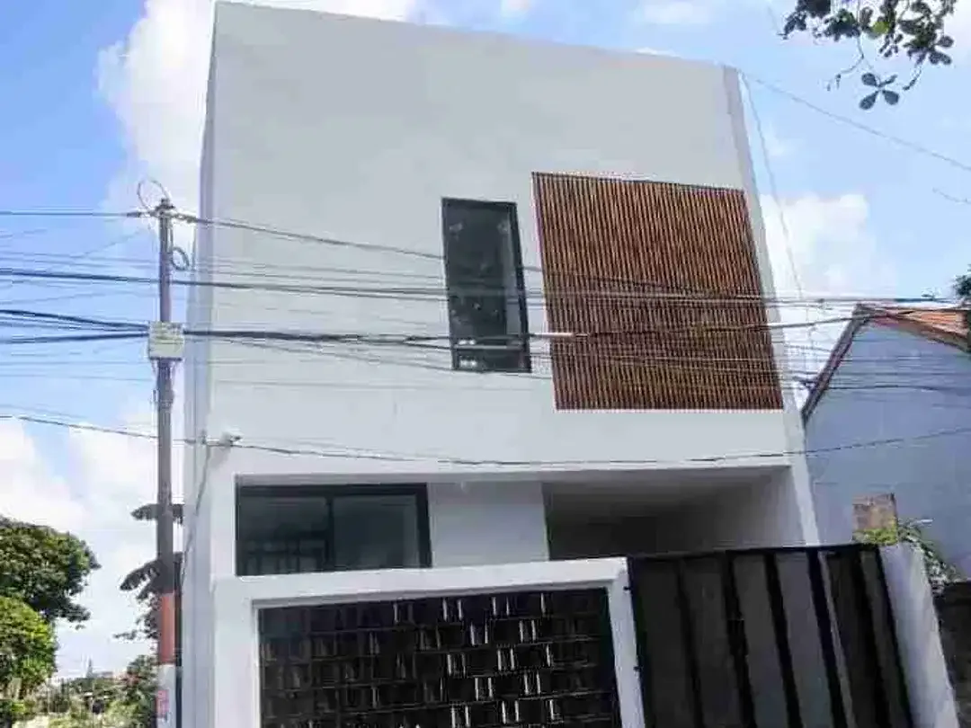 Jual rumah baru 1 are + pool ,  full furnish tinggal masuk bawa koper di Cempaka area Buluh Indah Denpasar Bali - Image 2 of 10