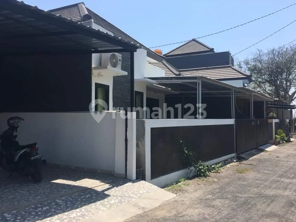 Rumah Modern Semi Furnished Siap Huni di Nusa Dua - Image 3 of 4