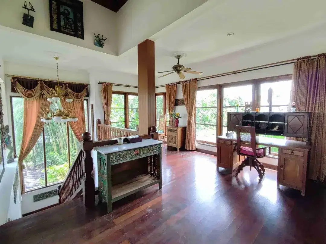 Villa tropis luas premium location seminyak Bali - Image 8 of 10