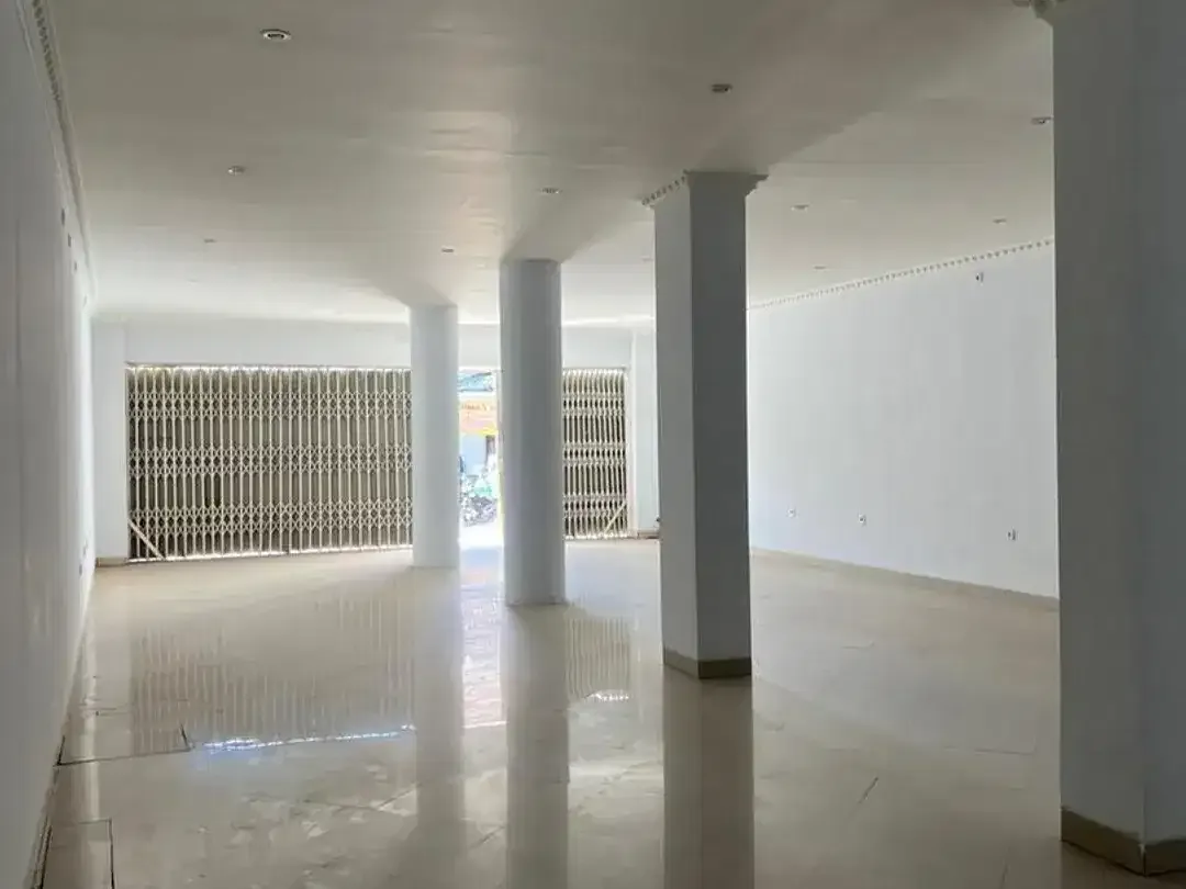 Ruko 3 Lantai Lokasi Dekat Pinggir Jalan Sesetan Disewakan, Denpasar Selatan - Image 7 of 7