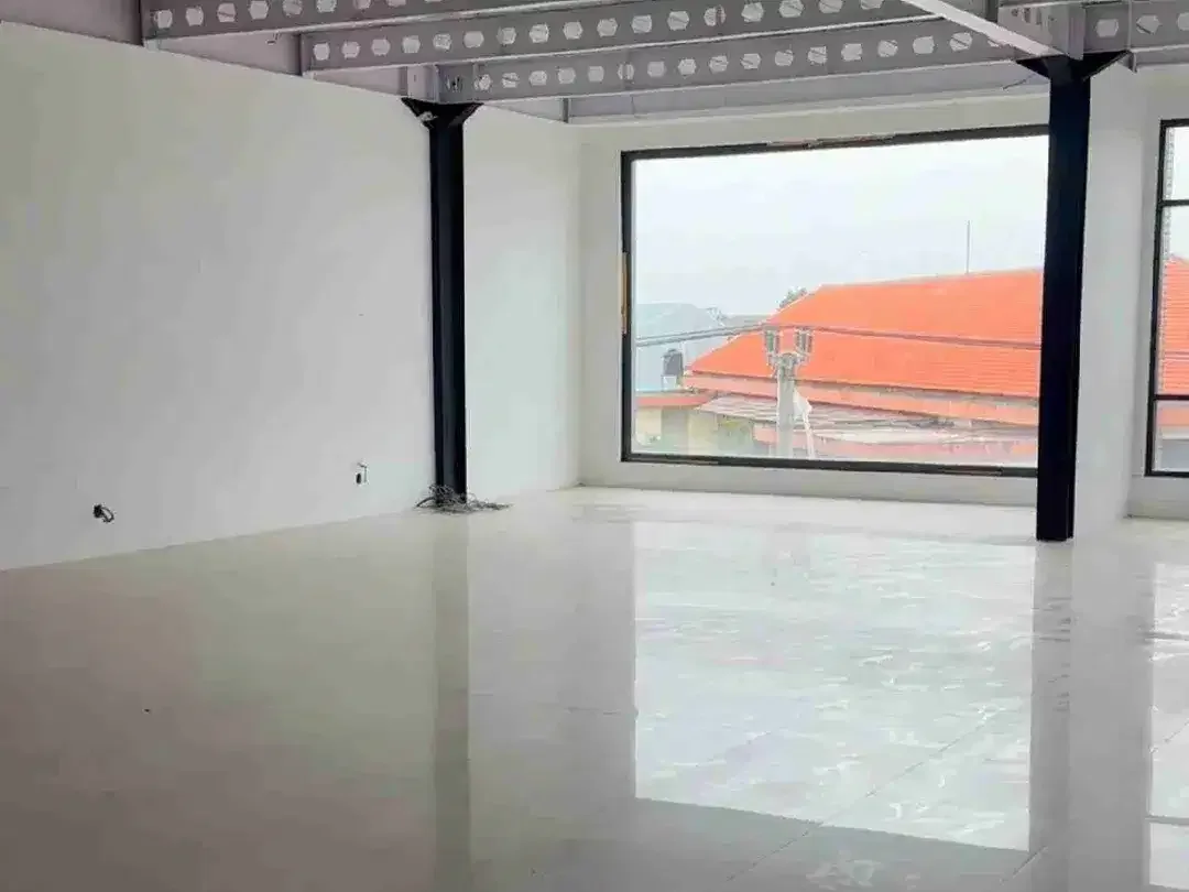 jual gedung 4 lantai ada lift , video tron di jln utama Dewi Sri Kuta Bali - Image 7 of 10