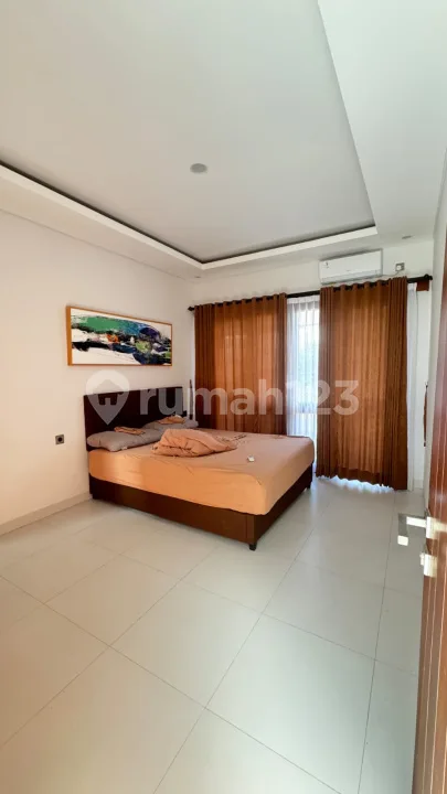 Rumah Full Furnish 2 Lantai Siap Huni di Panjer Tukad Pancoran - Image 3 of 4
