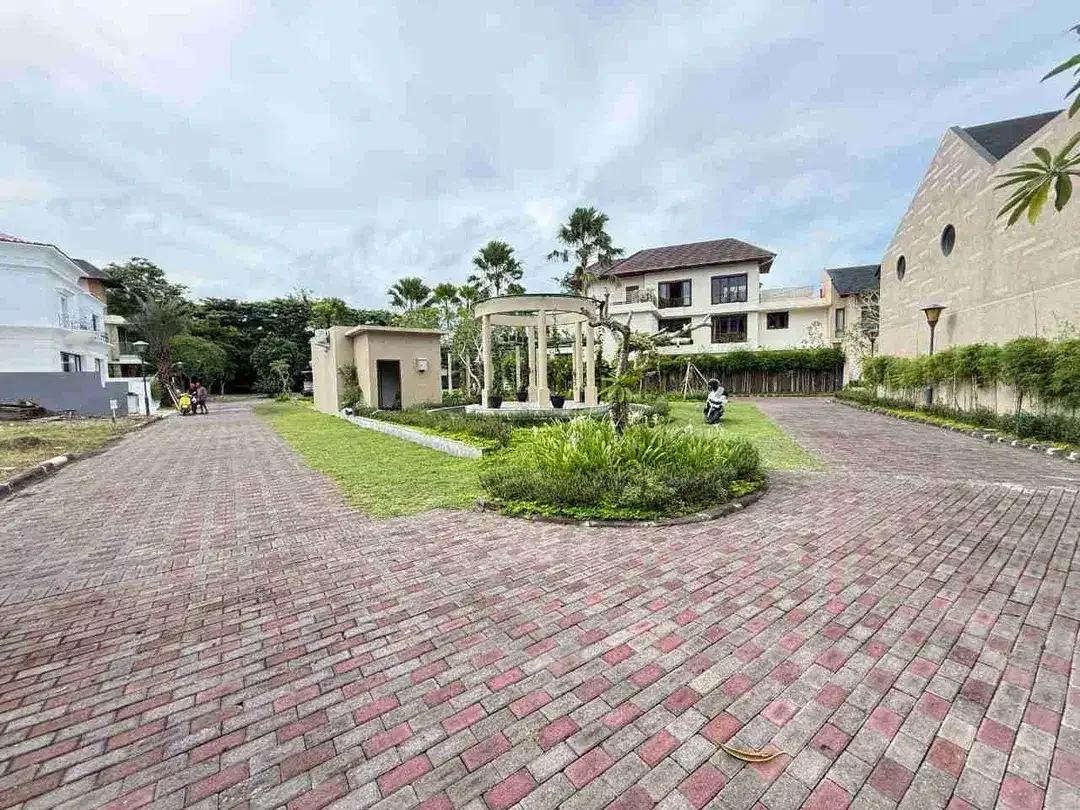 Villa Mewah 3 Lantai di Kawasan Eksklusif Jimbaran - Image 3 of 10
