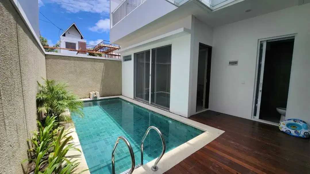 VILLA READY UNIT SANGAT BAGUS FURNISHED LOKASI DEKAT PANTAI UNGASAN - Image 1 of 10