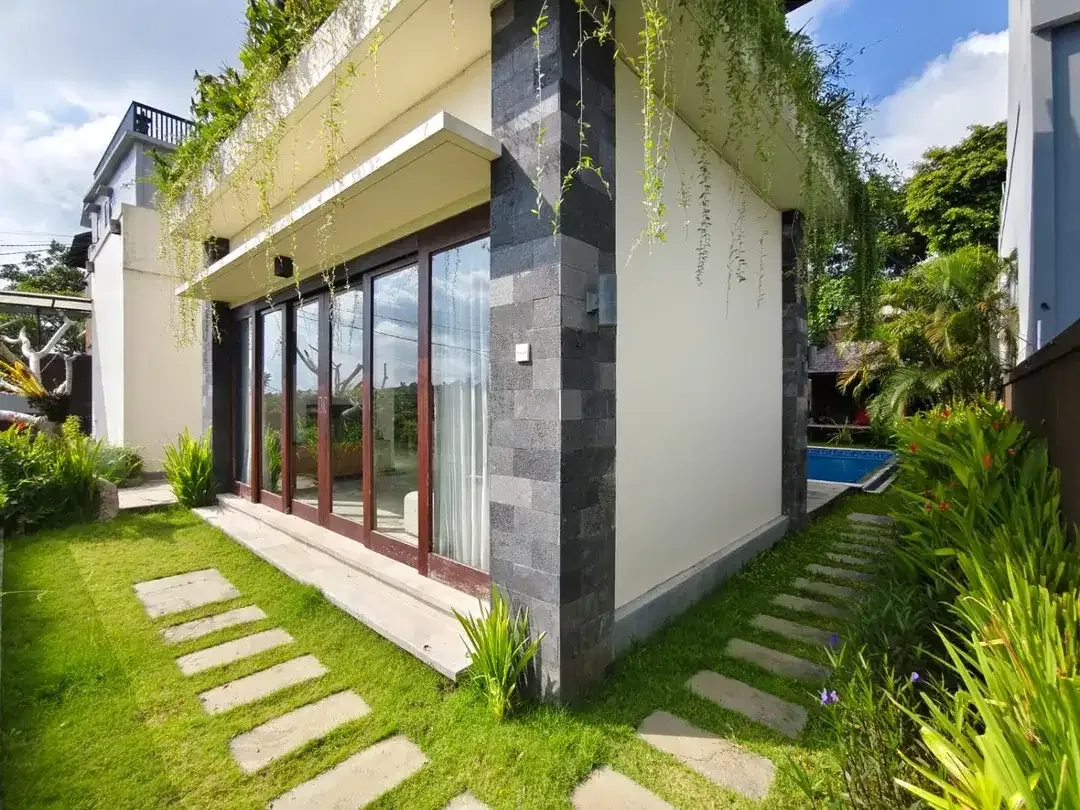 villa cantik di ungasan, dekat pantai, kompleks villa, view patung GWK - Image 6 of 10
