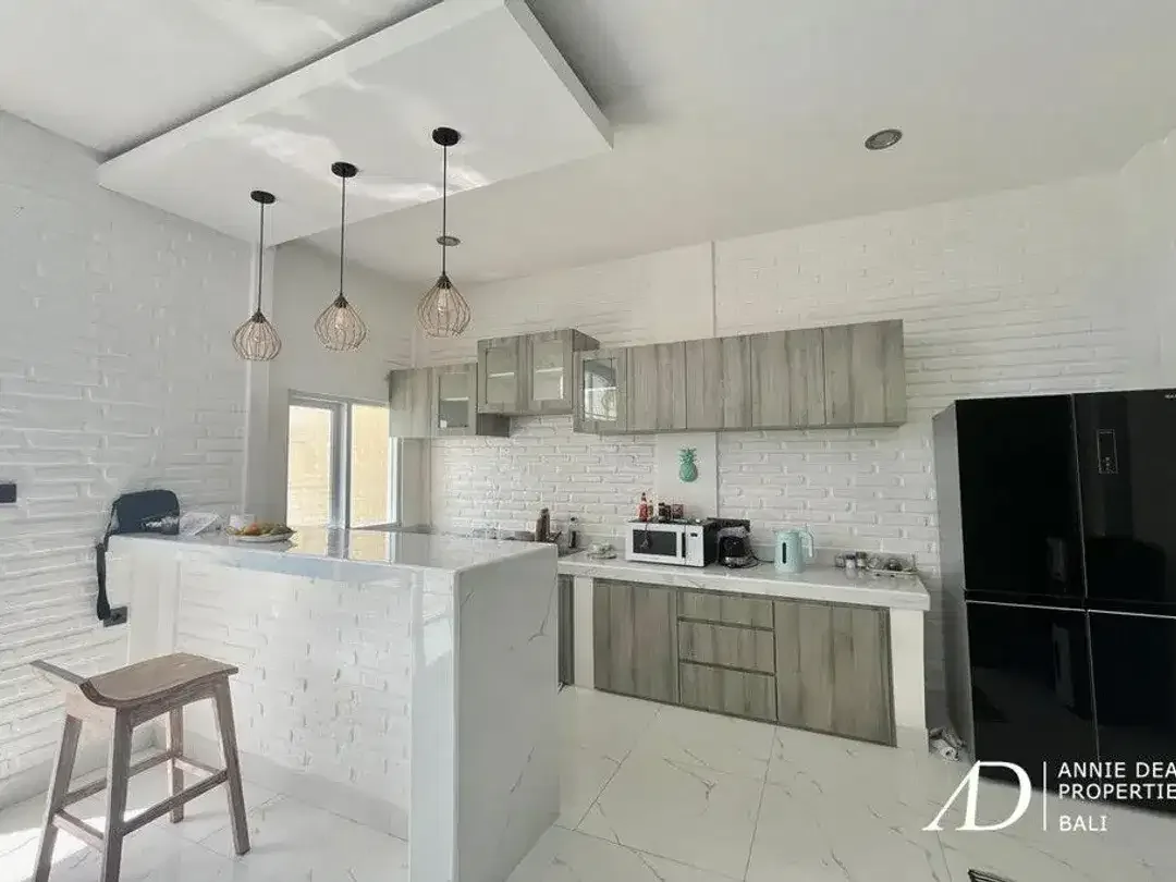 LEASEHOLD | 3-BEDROOM MODERN COLONIAL-STYLE VILLA - KEROBOKAN - Image 8 of 10