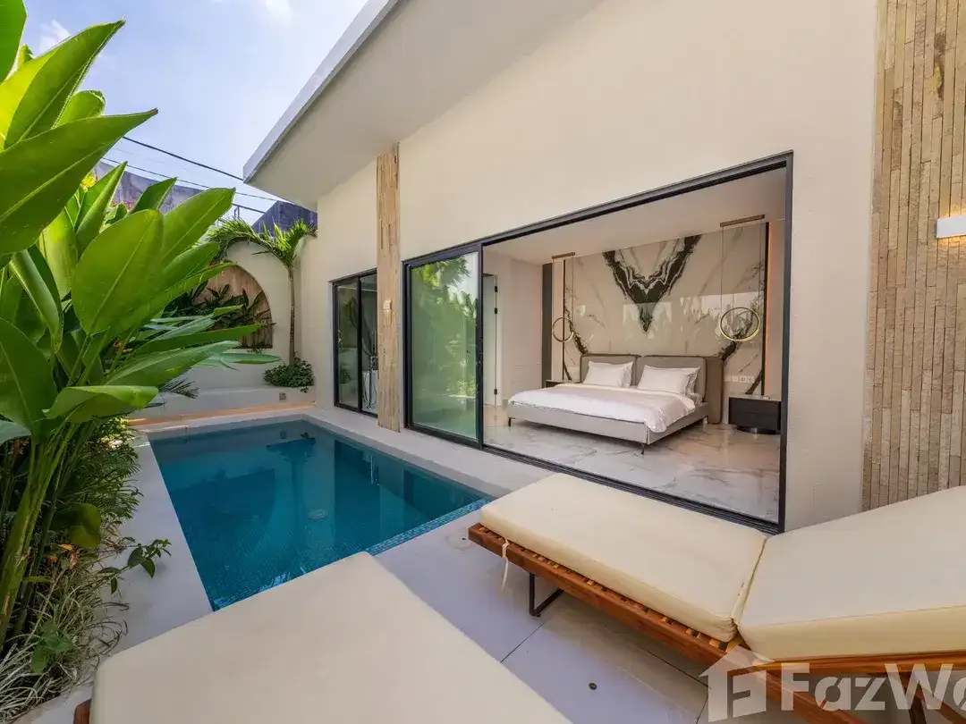 10 Bedroom Hotel for sale in Kerobokan, Bali - Image 2 of 10