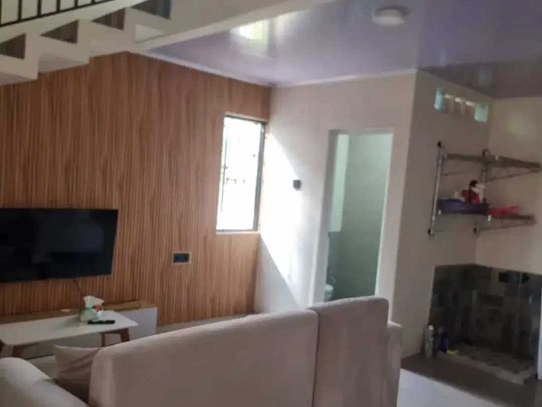 RUMAH UNIK MINIMALIS — 2 RUMAH DALAM 1 BANGUNAN - Image 9 of 10
