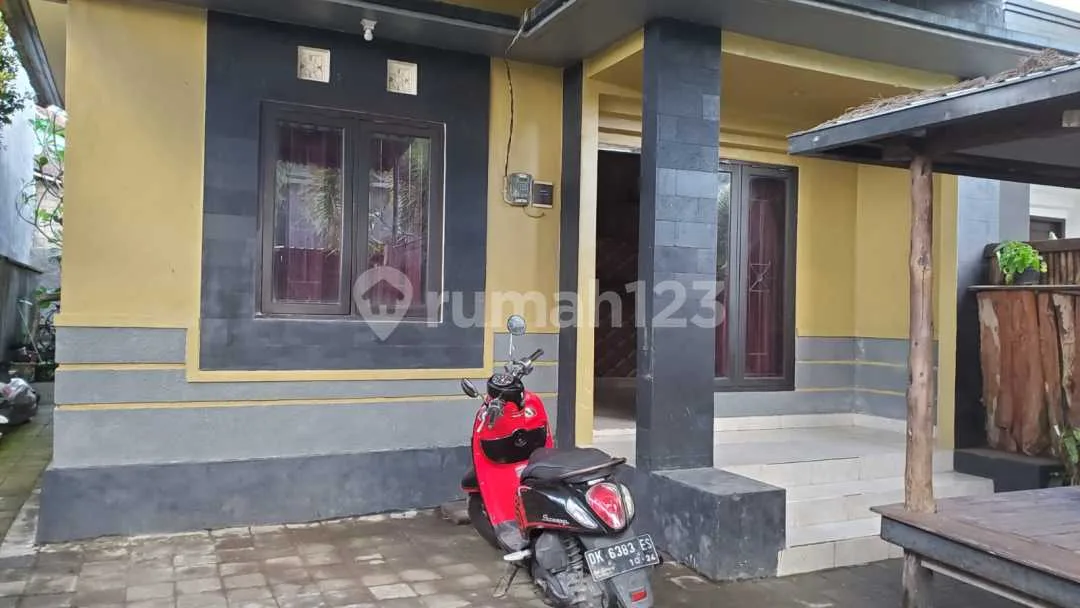 Rumah Dalam Perumahan Tenang Aman di Mutiara Kampial Nusa Dua - Image 1 of 4