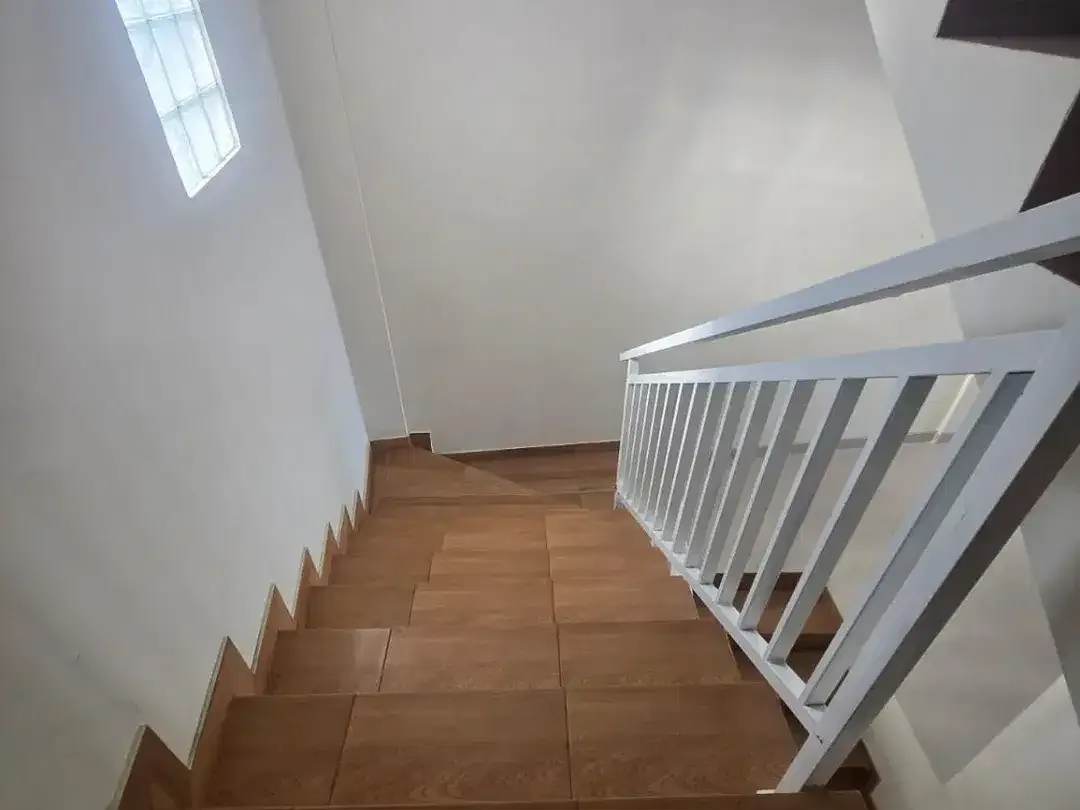 DIJUAL — RUKO 3 LANTAI SIAP PAKAI DENPASAR UTARA - Image 4 of 6