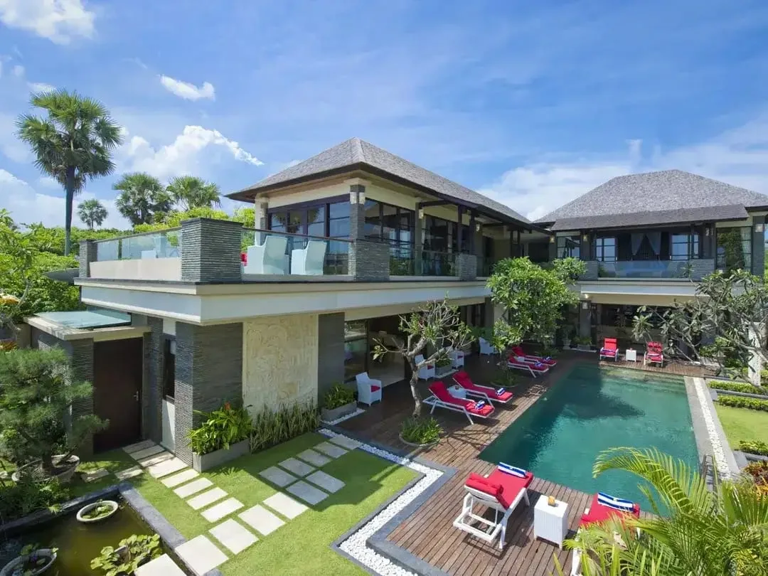 Villa Langka Lokasi Premium Los Pantai Batu Belig Seminyak - Image 1 of 10