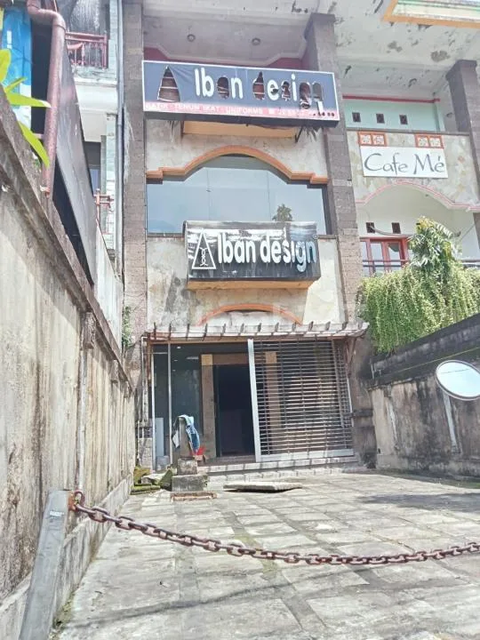 Jual Ruko 3 Lantai Jalan Pulau Kawe Denpasar Luas 165M2 SHM IMB Nego - Image 2 of 4