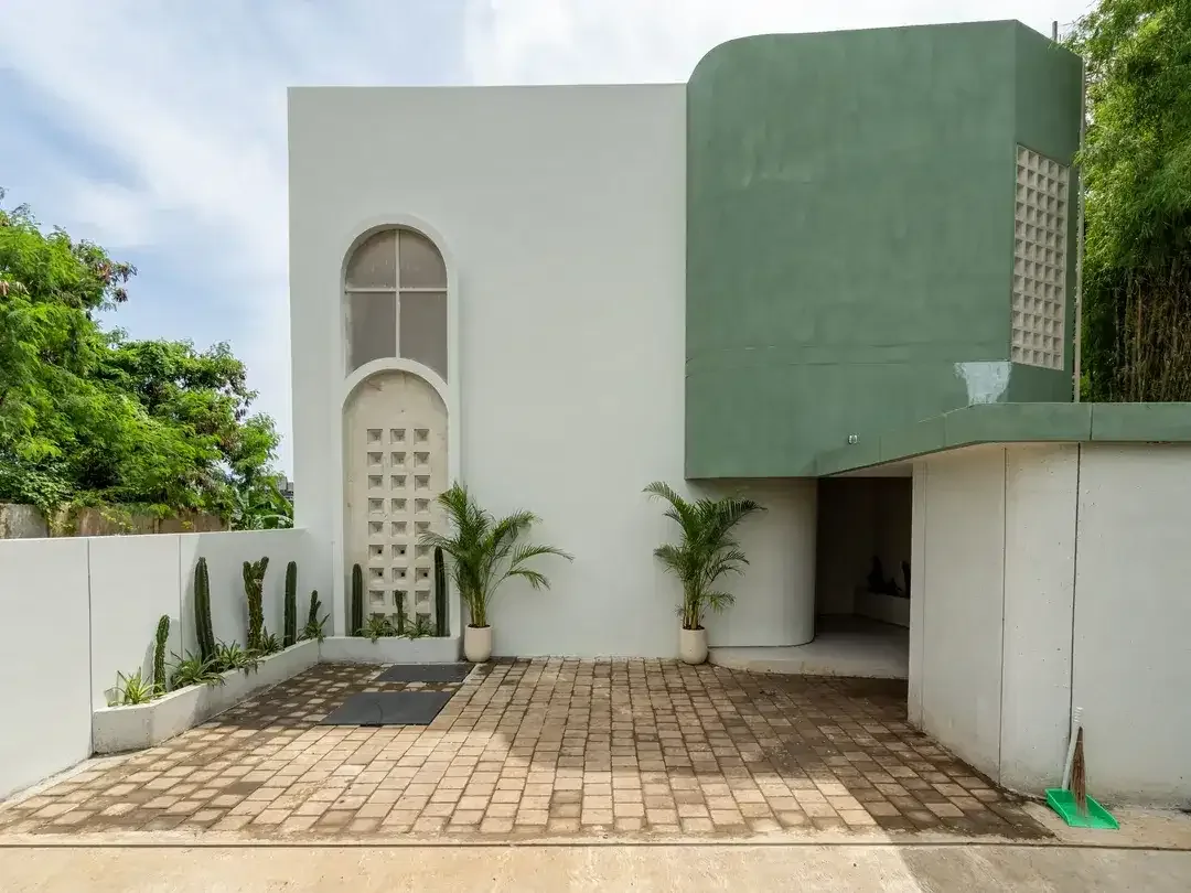 Brand-new 2 bedroom 2-storey villa for sale or lease in Ungasan, Bali - Image 9 of 10
